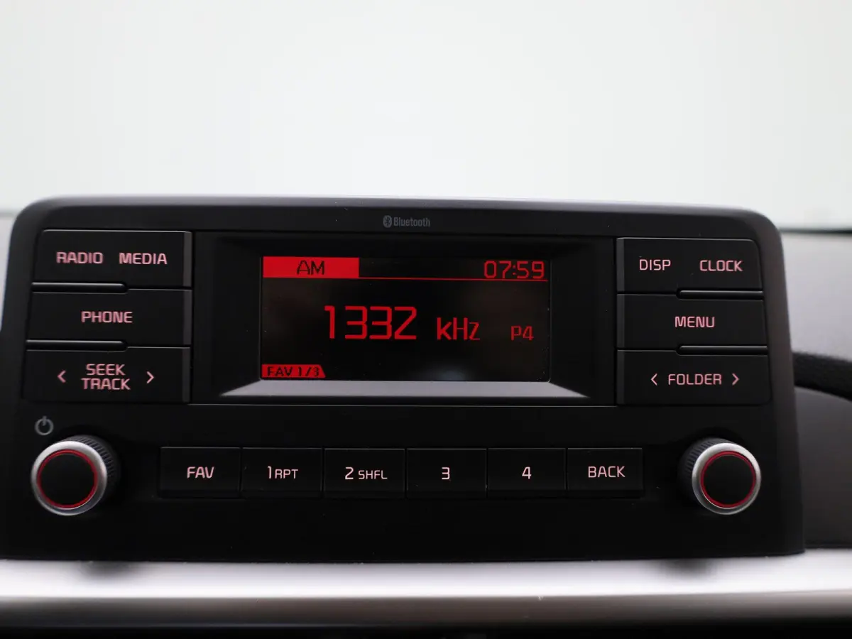 1.0 DPi ComfortLine | WORDT VERWACHT | BLUETOOTH | MULTIFUNCTIONEEL STUURWIEL | 5-DEURS | AIRCO | USB | AUX | RADIO |