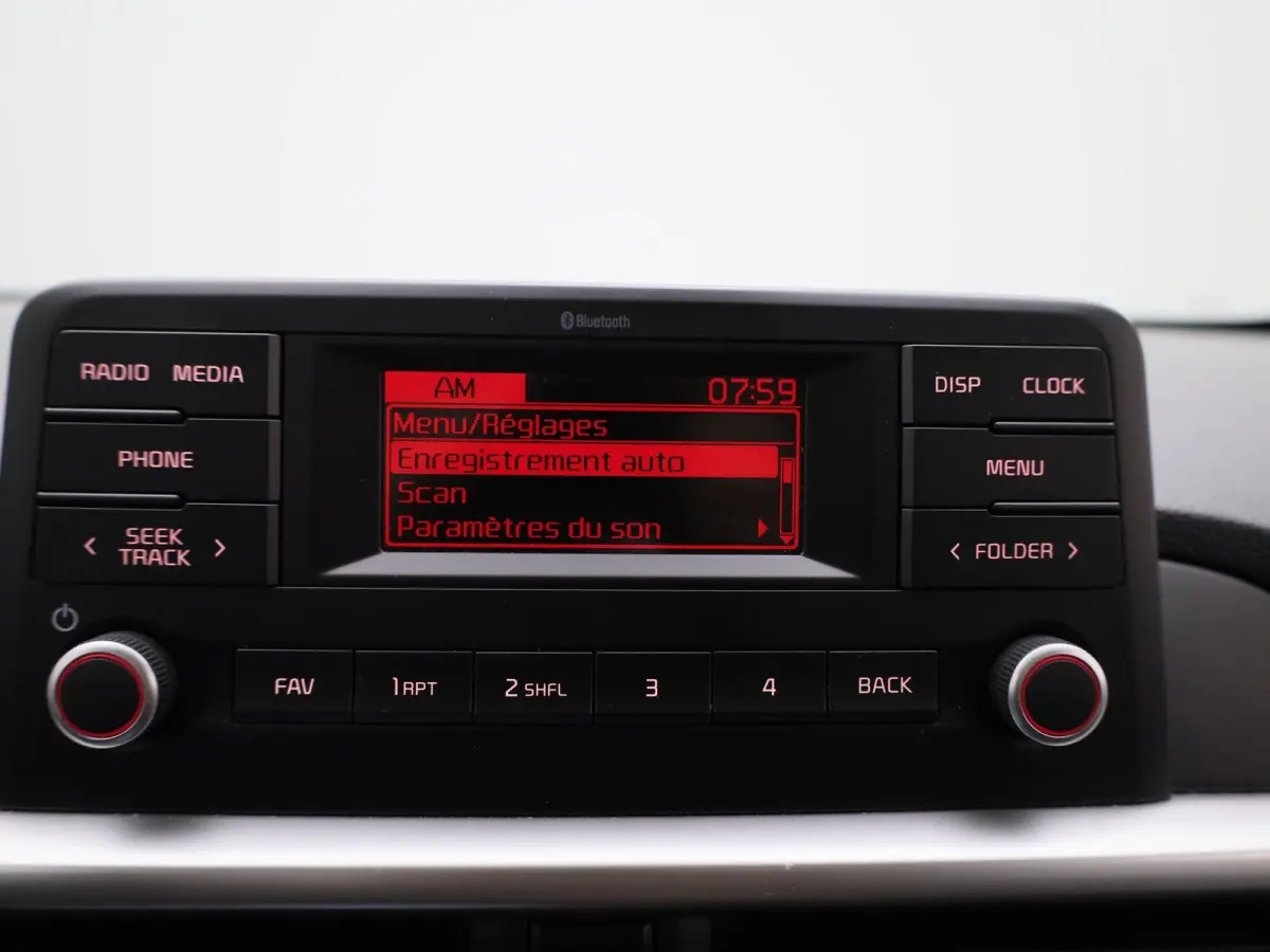 1.0 DPi ComfortLine | WORDT VERWACHT | BLUETOOTH | MULTIFUNCTIONEEL STUURWIEL | 5-DEURS | AIRCO | USB | AUX | RADIO |