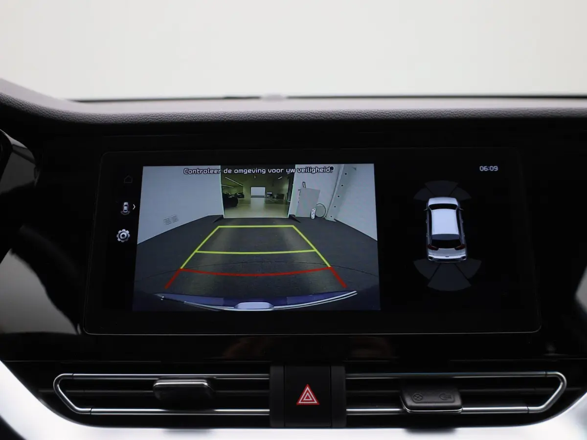 1.6 GDi Hybrid DynamicPlusLine | WORDT VERWACHT | STUURVERWARMING | STOELVERWARMING | APPLE CARPLAY - ANDROID AUTO | LEDER | GETINTE RUITEN | CRUISE CONTROL | ACHTERUITRIJCAMERA | KEYLESS | 
