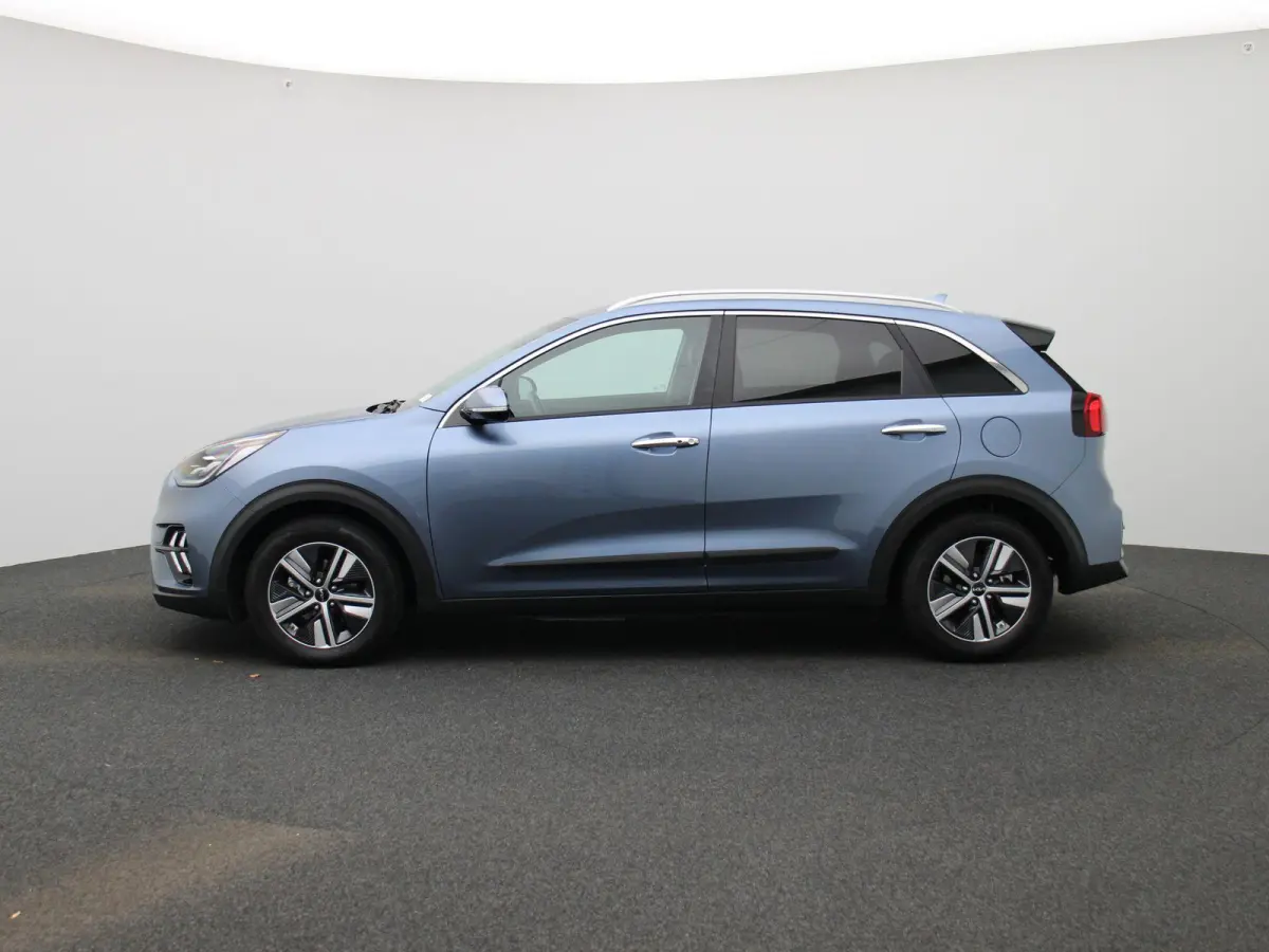 1.6 GDi Hybrid DynamicPlusLine | WORDT VERWACHT | STUURVERWARMING | STOELVERWARMING | APPLE CARPLAY - ANDROID AUTO | LEDER | GETINTE RUITEN | CRUISE CONTROL | ACHTERUITRIJCAMERA | KEYLESS | 