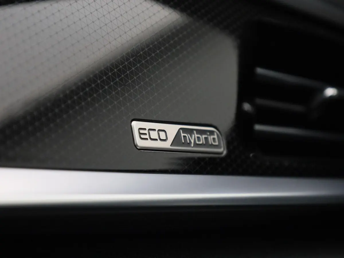 1.6 GDi Hybrid DynamicPlusLine | WORDT VERWACHT | STUURVERWARMING | STOELVERWARMING | APPLE CARPLAY - ANDROID AUTO | LEDER | GETINTE RUITEN | CRUISE CONTROL | ACHTERUITRIJCAMERA | KEYLESS | 