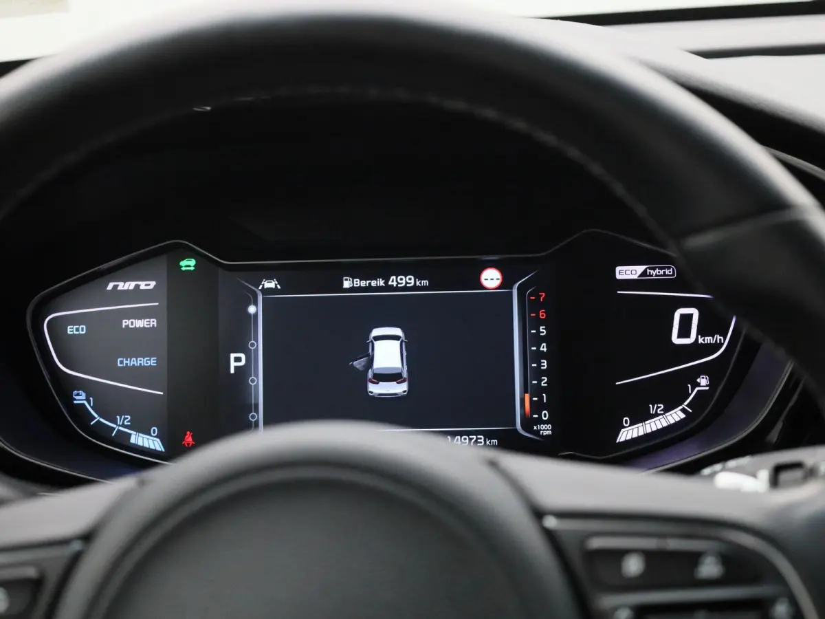 1.6 GDi Hybrid DynamicPlusLine | WORDT VERWACHT | STUURVERWARMING | STOELVERWARMING | APPLE CARPLAY - ANDROID AUTO | LEDER | GETINTE RUITEN | CRUISE CONTROL | ACHTERUITRIJCAMERA | KEYLESS | 