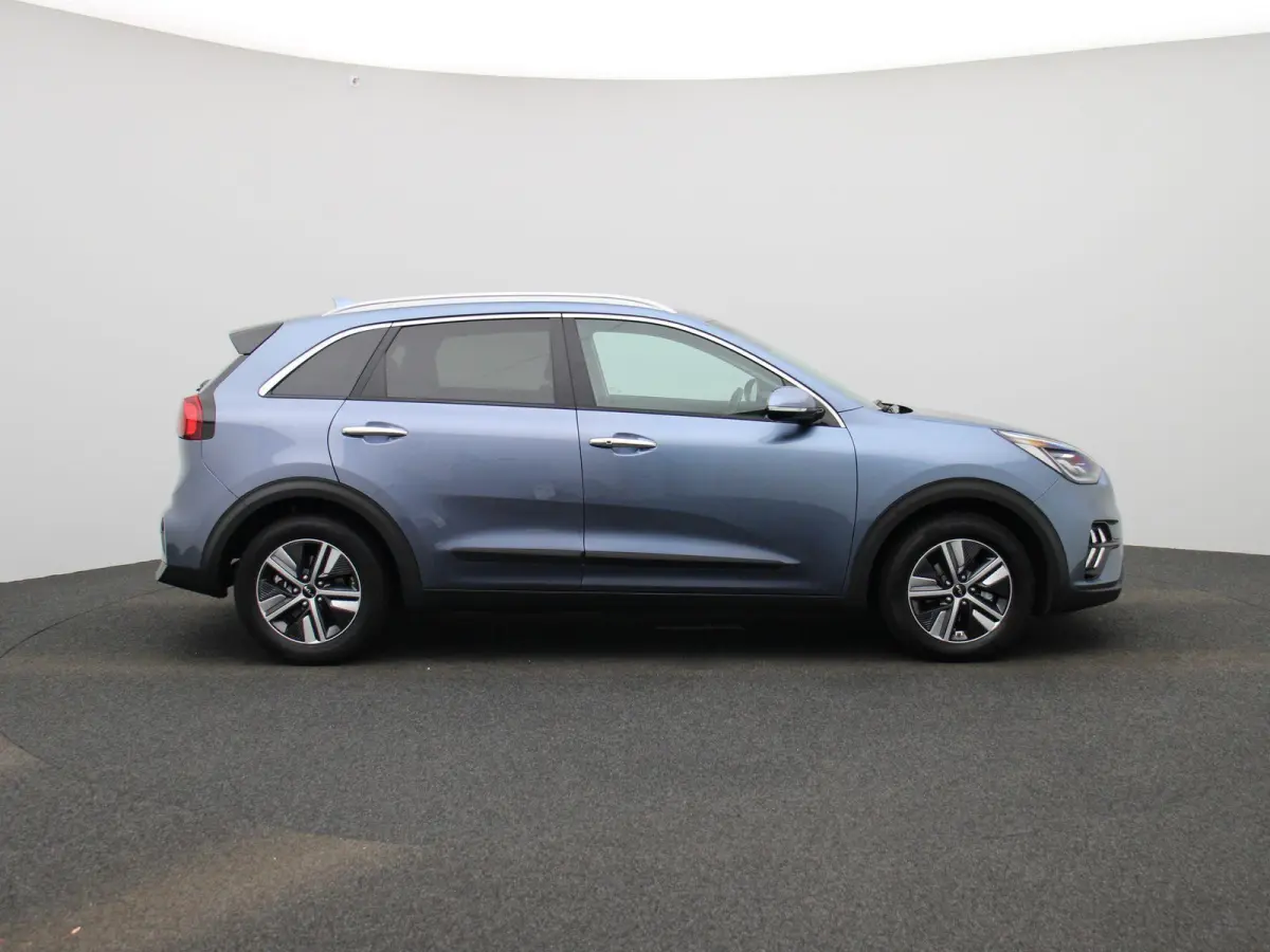 1.6 GDi Hybrid DynamicPlusLine | WORDT VERWACHT | STUURVERWARMING | STOELVERWARMING | APPLE CARPLAY - ANDROID AUTO | LEDER | GETINTE RUITEN | CRUISE CONTROL | ACHTERUITRIJCAMERA | KEYLESS | 
