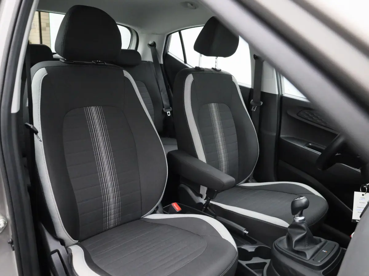 1.0 Comfort | WORDT VERWACHT | APPLE CARPLAY - ANDROID AUTO | RIJSTROOKHULP | CRUISE CONTROL | DAB RADIO | 5-DEURS | AIRCO | BLUETOOTH | MULTIFUNCTIONEEL STUURWIEL |