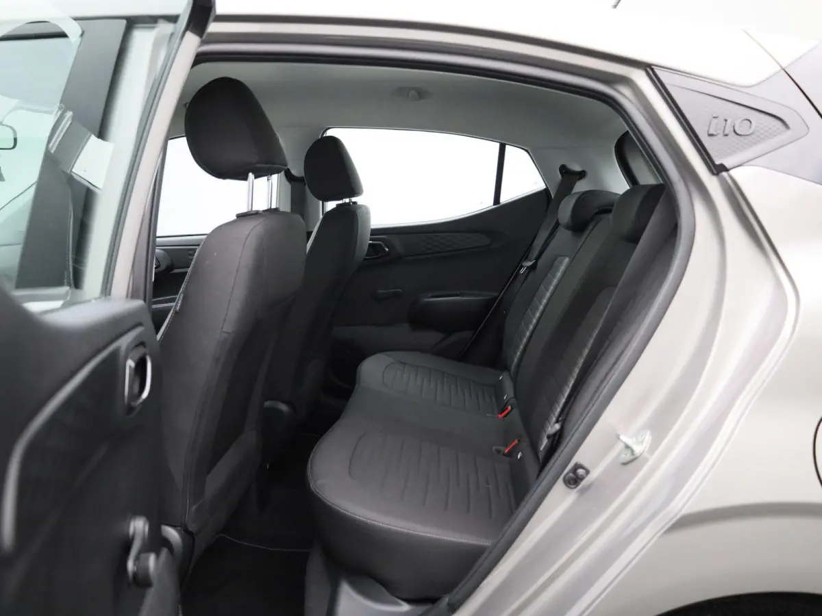1.0 Comfort | WORDT VERWACHT | APPLE CARPLAY - ANDROID AUTO | RIJSTROOKHULP | CRUISE CONTROL | DAB RADIO | 5-DEURS | AIRCO | BLUETOOTH | MULTIFUNCTIONEEL STUURWIEL |