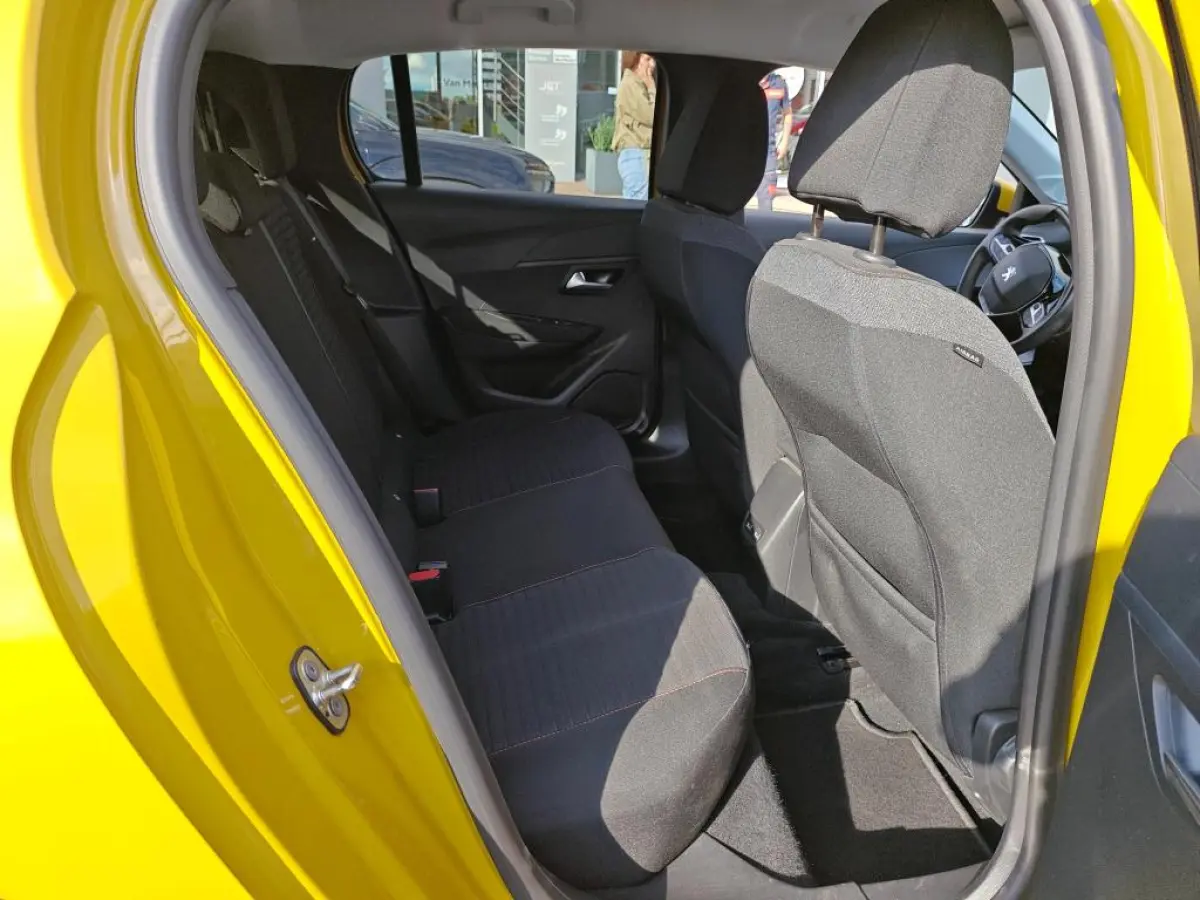 EV Active Pack 50 kWh | Fase 3 laden | SOH 97,13% | Navigatie | Apple carplay | NL auto | 1e Eigenaar | Dealer onderhouden | Parkeersensoren |