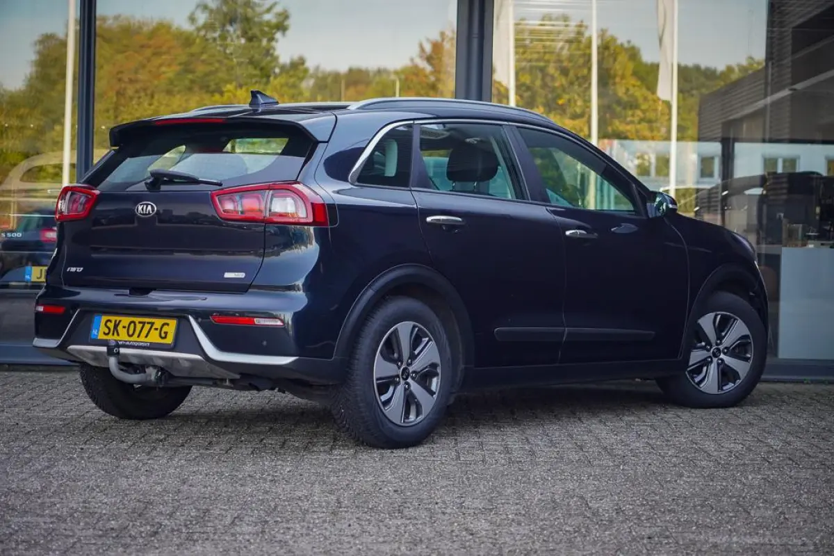 1.6 GDi Hybrid DynamicLine / Trekhaak / Half Leder / Navi
