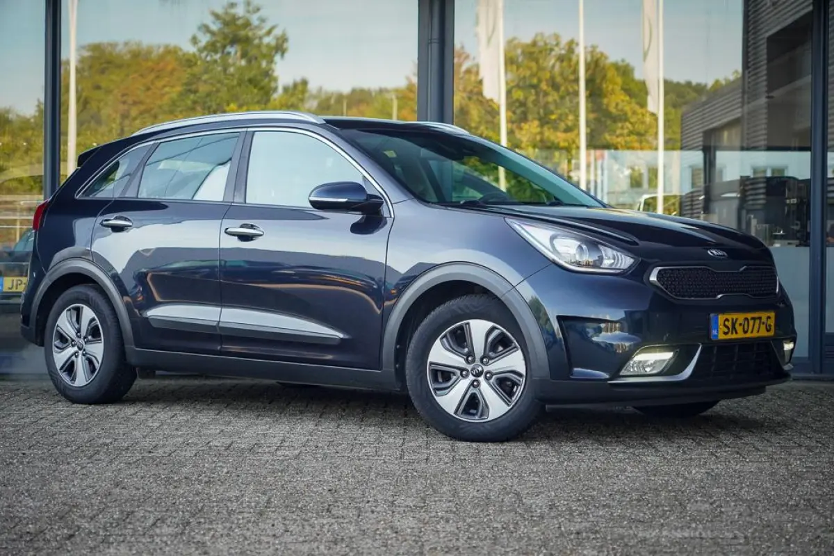 1.6 GDi Hybrid DynamicLine / Trekhaak / Half Leder / Navi