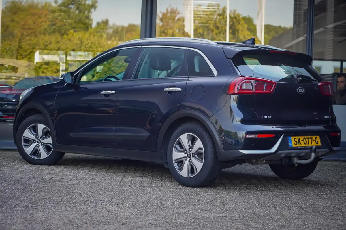 1.6 GDi Hybrid DynamicLine / Trekhaak / Half Leder / Navi