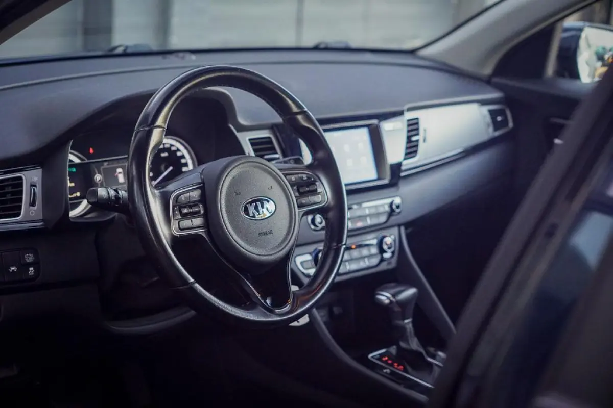 1.6 GDi Hybrid DynamicLine / Trekhaak / Half Leder / Navi