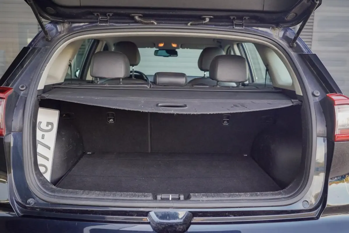 1.6 GDi Hybrid DynamicLine / Trekhaak / Half Leder / Navi
