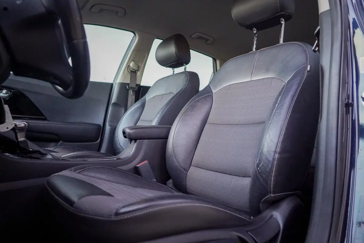 1.6 GDi Hybrid DynamicLine / Trekhaak / Half Leder / Navi