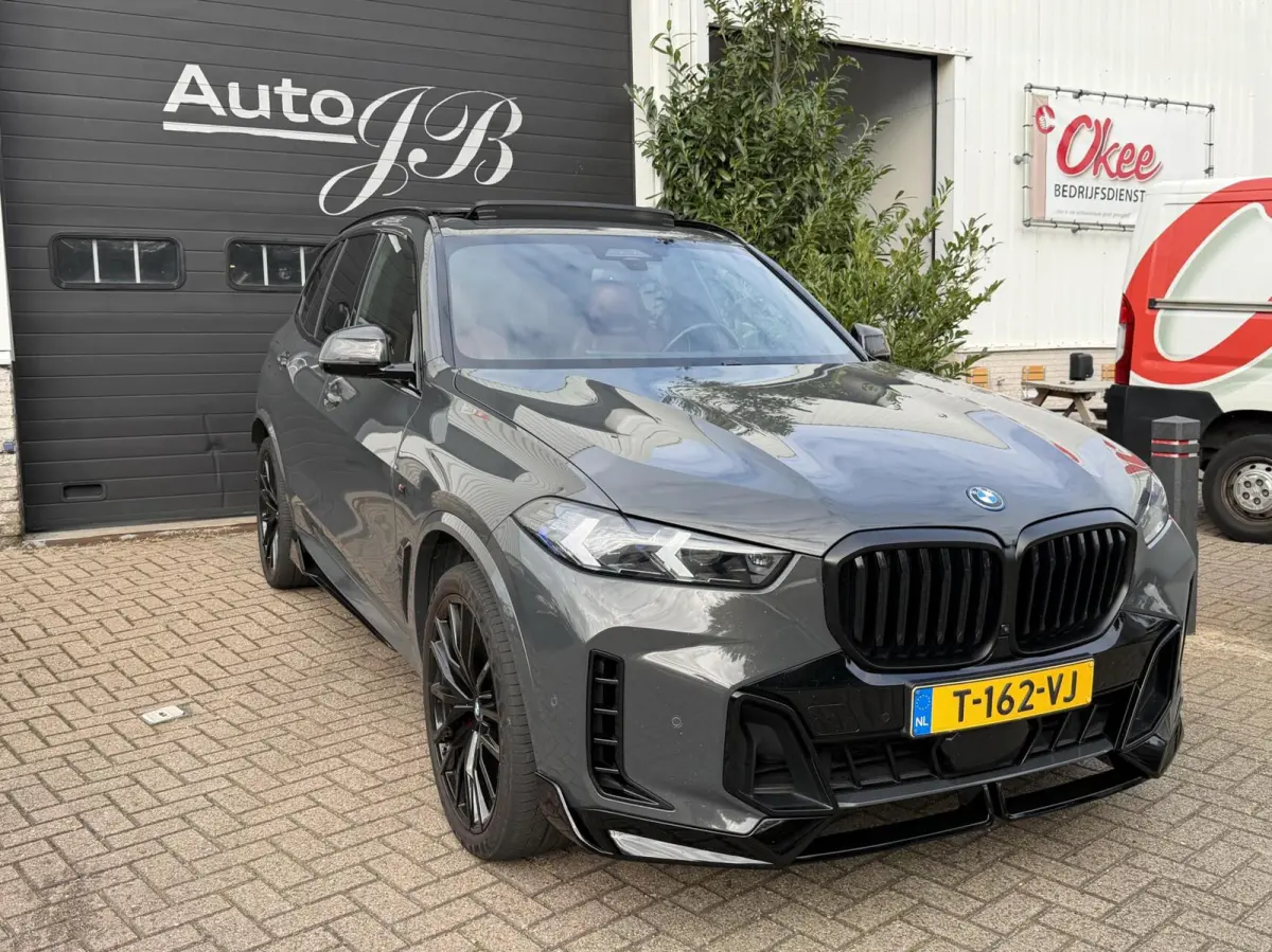 xDrive50e M-SPORT |M-SEATS |SKYLOUNGE |SOFTCLOSE |B&W