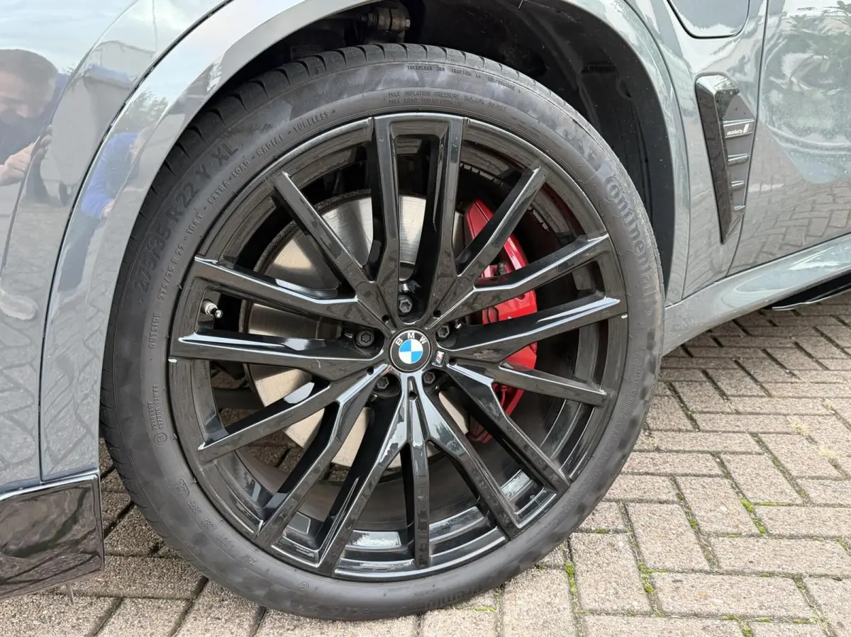 xDrive50e M-SPORT |M-SEATS |SKYLOUNGE |SOFTCLOSE |B&W