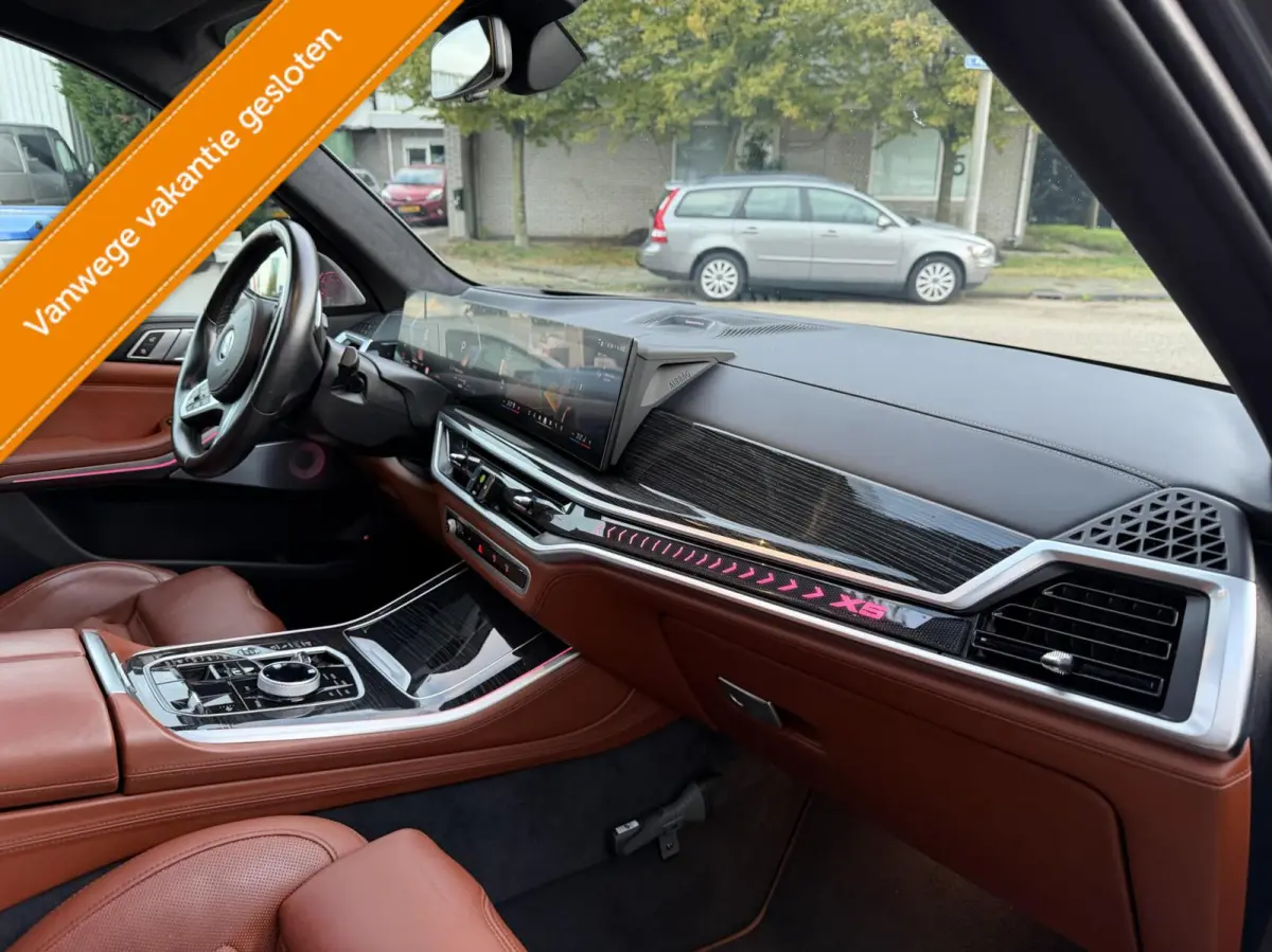 xDrive50e M-SPORT |M-SEATS |SKYLOUNGE |SOFTCLOSE |B&W