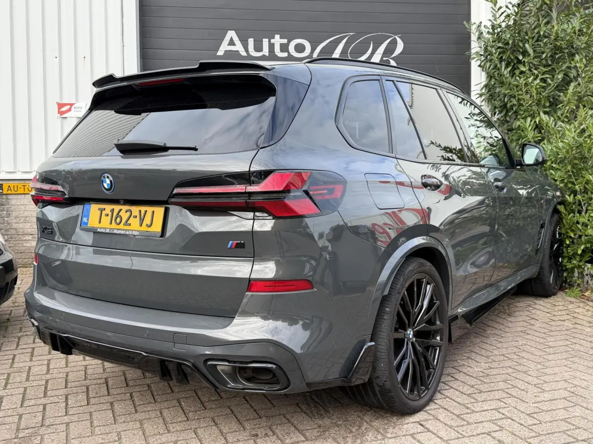 xDrive50e M-SPORT |M-SEATS |SKYLOUNGE |SOFTCLOSE |B&W