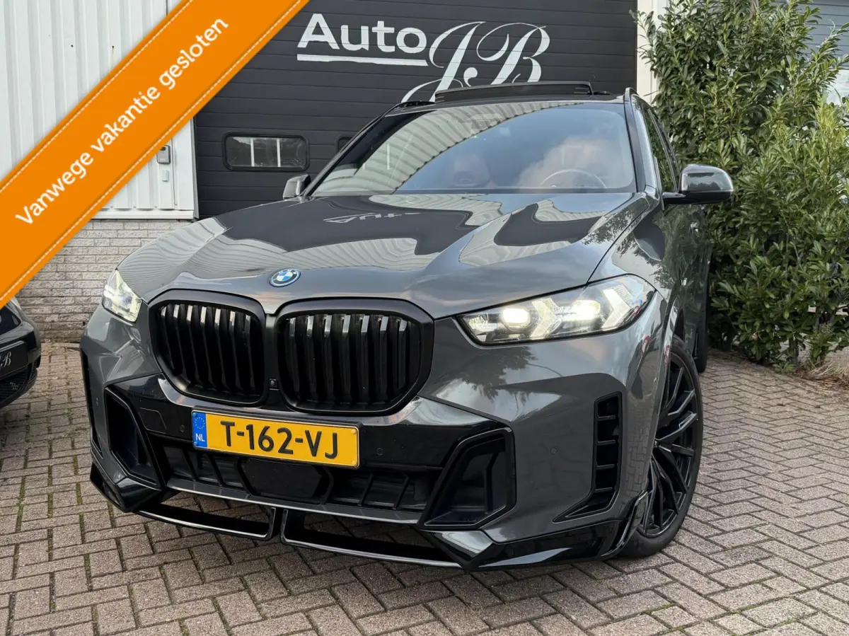 xDrive50e M-SPORT |M-SEATS |SKYLOUNGE |SOFTCLOSE |B&W