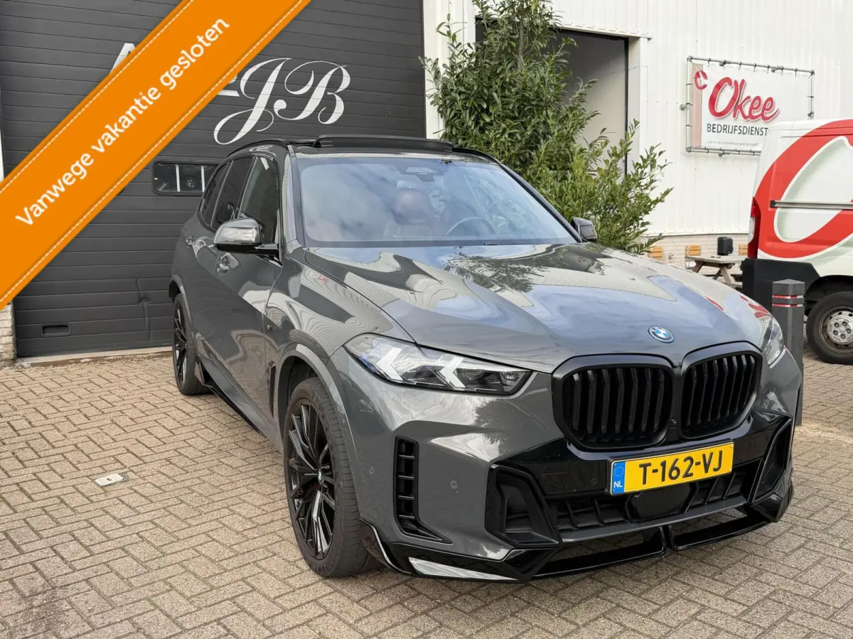 xDrive50e M-SPORT |M-SEATS |SKYLOUNGE |SOFTCLOSE |B&W