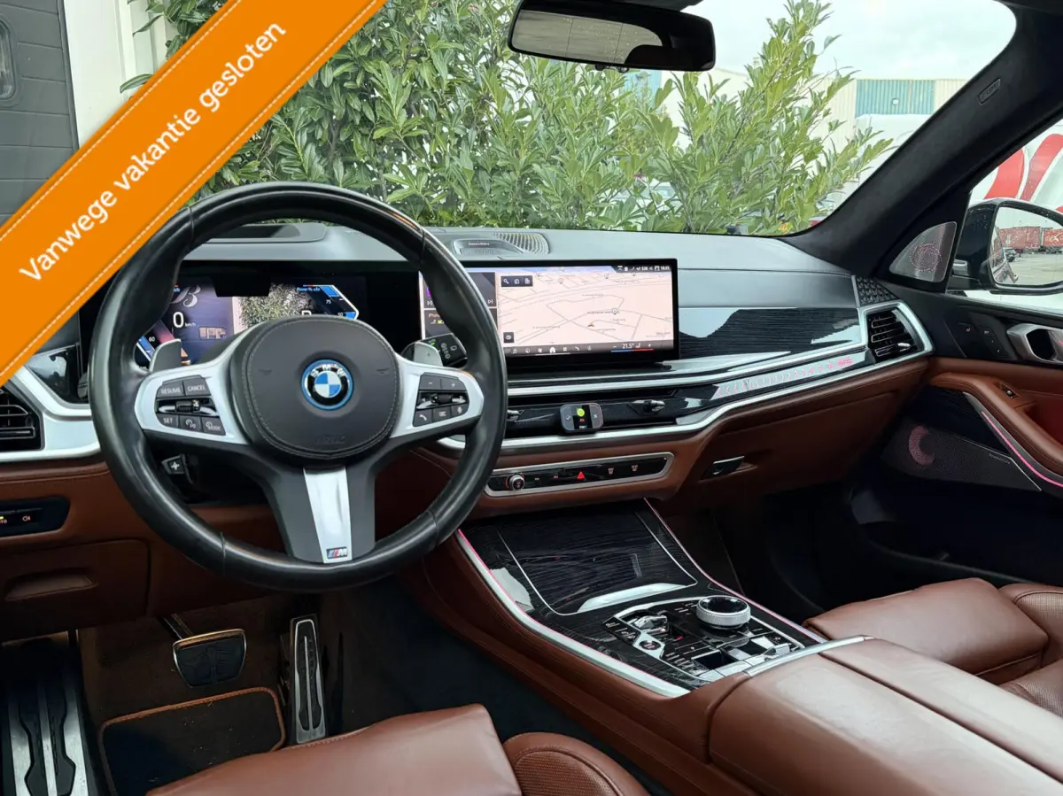 xDrive50e M-SPORT |M-SEATS |SKYLOUNGE |SOFTCLOSE |B&W