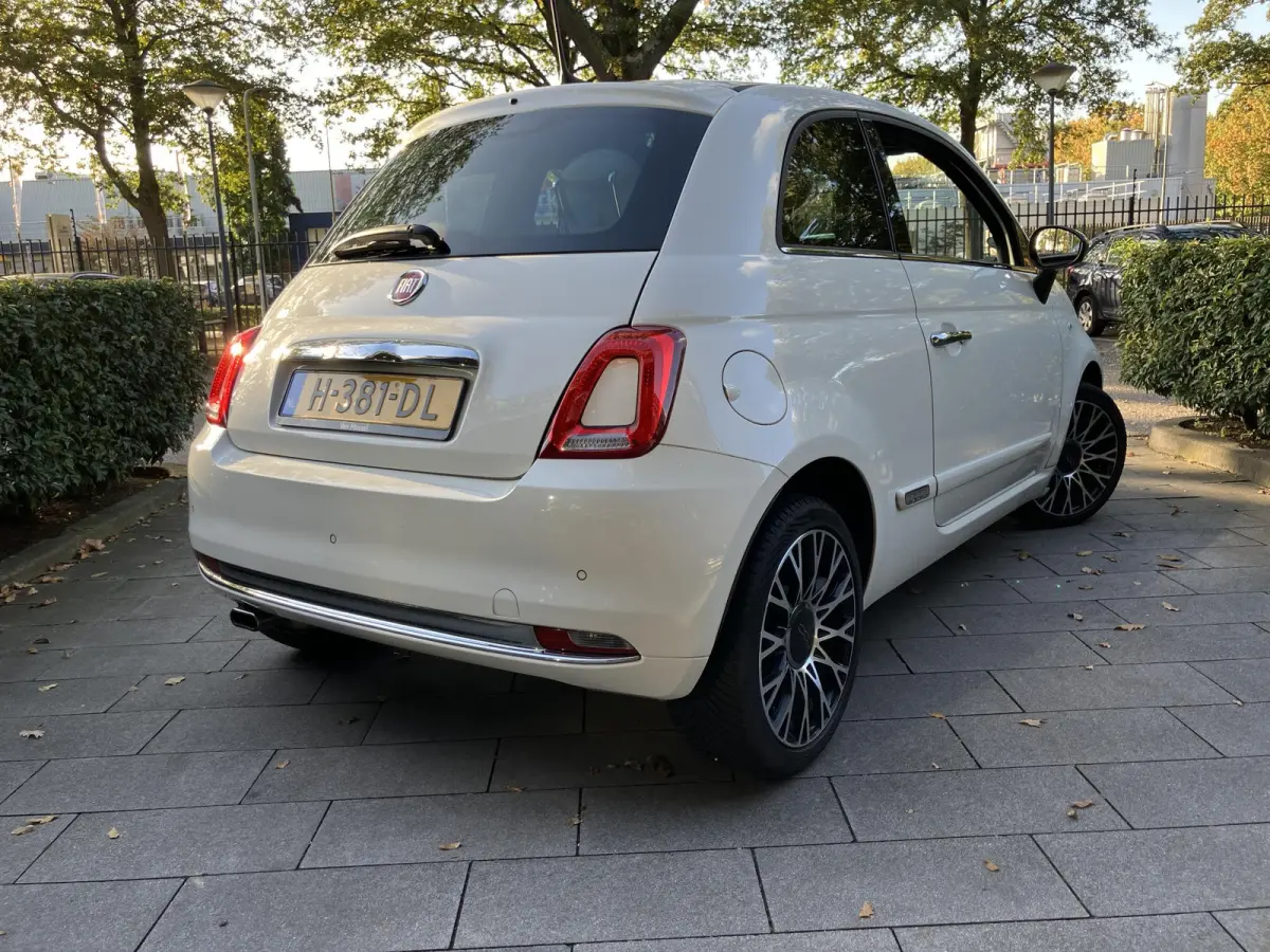1.2 Star | WORDT VERWACHT | PANORAMADAK | BLUETOOTH | CRUISE CONTROL | PARKEERSENSOREN ACHTER | LEDEREN BEKLEDING | LICHTMETALEN VELGEN | AIRCO | DIGITAL COCKPIT | NAVIGATIE | DAB RADIO | MU