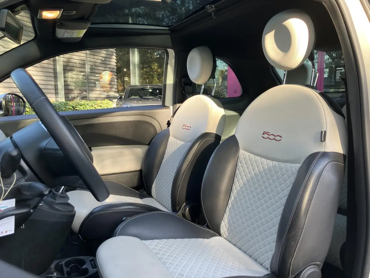 1.2 Star | WORDT VERWACHT | PANORAMADAK | BLUETOOTH | CRUISE CONTROL | PARKEERSENSOREN ACHTER | LEDEREN BEKLEDING | LICHTMETALEN VELGEN | AIRCO | DIGITAL COCKPIT | NAVIGATIE | DAB RADIO | MU