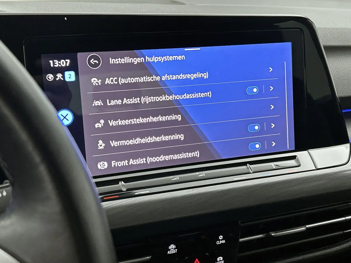 1.5 eTSI Style | APPLE CARPLAY - ANDROID AUTO | LED VERLICHTING | SFEERVERLICHTING | ADAPTIVE CRUISE CONTROL | ELEKTRISCH VERSTELBARE STOEL | LICHTMETALEN VELGEN | BLUETOOTH |