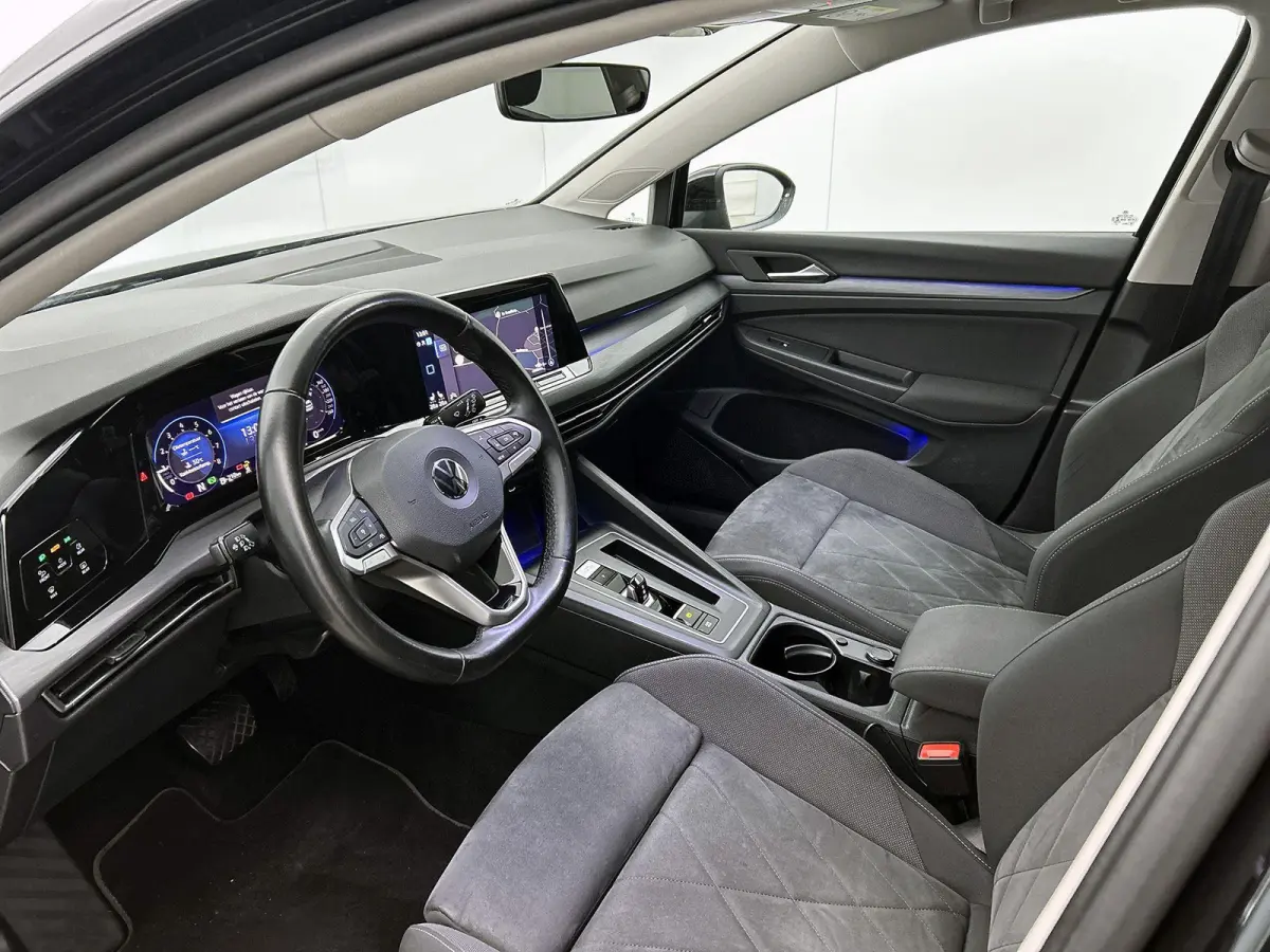 1.5 eTSI Style | APPLE CARPLAY - ANDROID AUTO | LED VERLICHTING | SFEERVERLICHTING | ADAPTIVE CRUISE CONTROL | ELEKTRISCH VERSTELBARE STOEL | LICHTMETALEN VELGEN | BLUETOOTH |