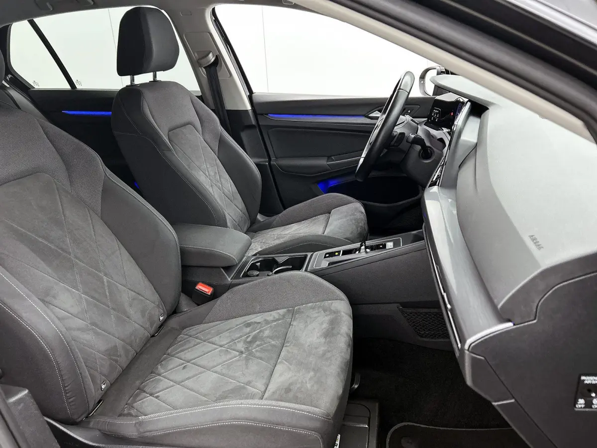 1.5 eTSI Style | APPLE CARPLAY - ANDROID AUTO | LED VERLICHTING | SFEERVERLICHTING | ADAPTIVE CRUISE CONTROL | ELEKTRISCH VERSTELBARE STOEL | LICHTMETALEN VELGEN | BLUETOOTH |