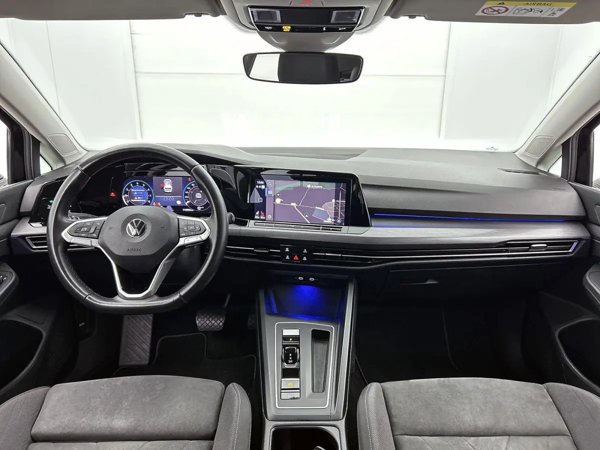 1.5 eTSI Style | APPLE CARPLAY - ANDROID AUTO | LED VERLICHTING | SFEERVERLICHTING | ADAPTIVE CRUISE CONTROL | ELEKTRISCH VERSTELBARE STOEL | LICHTMETALEN VELGEN | BLUETOOTH |