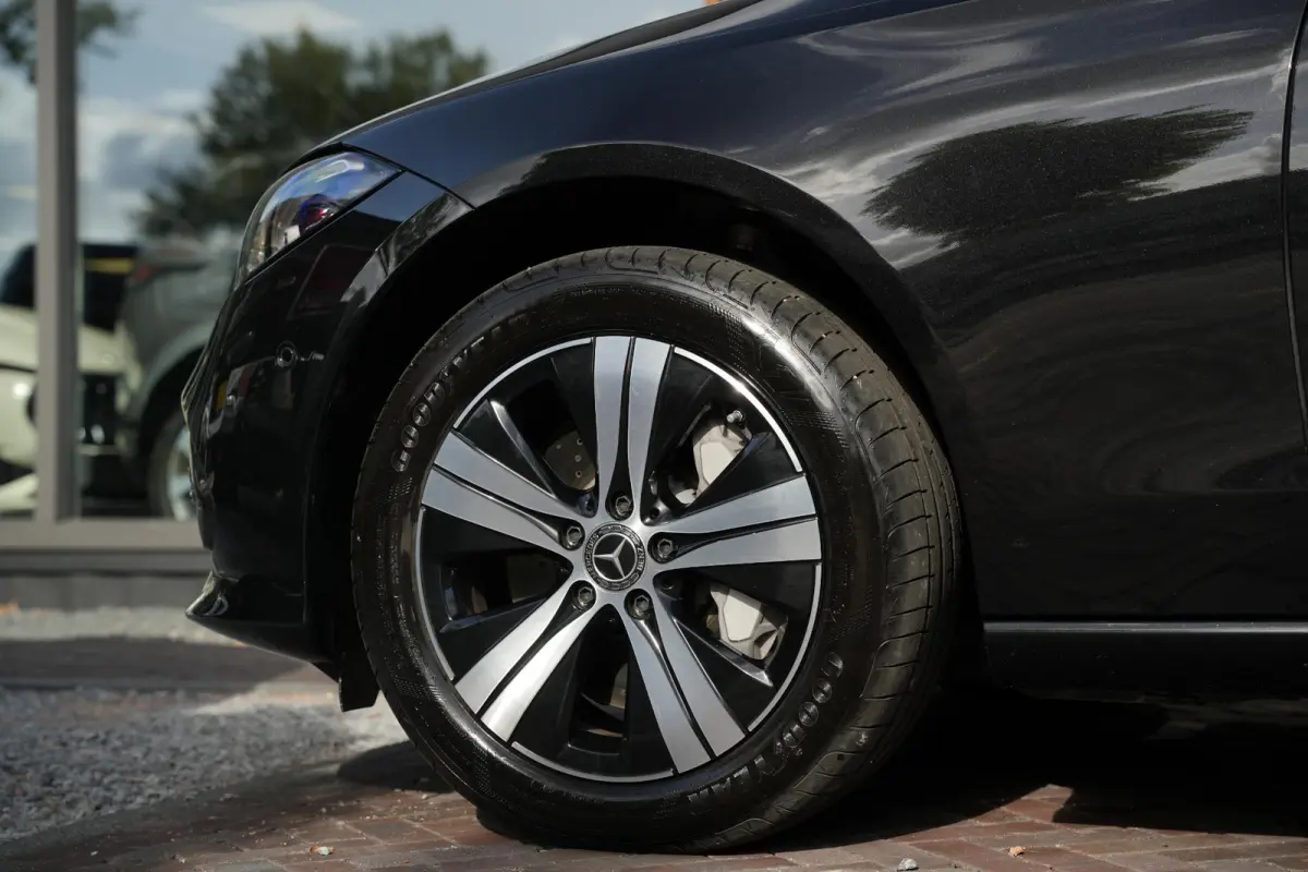 300 e Business Solution