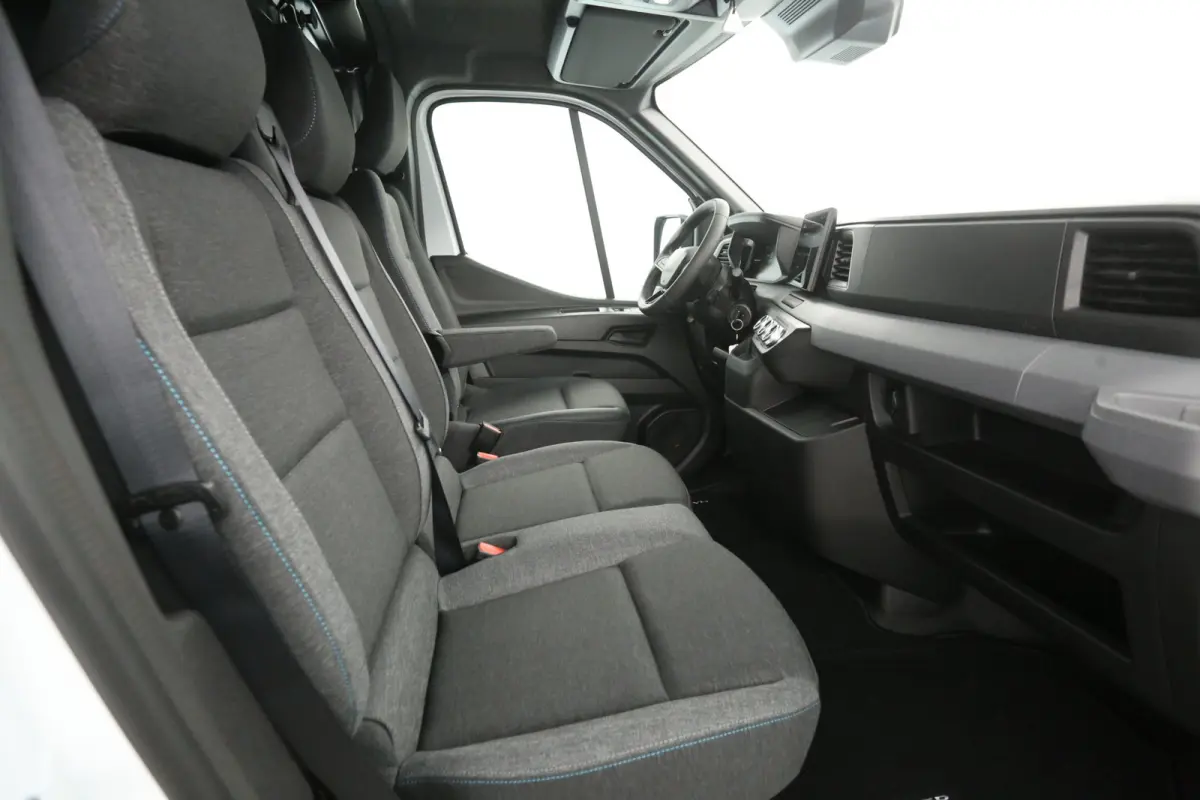 3.5t Long Range 87 kWh L2H2 | NIEUW | Snelladen | SOH 99% | Clima | Camera | Virtual | 3 Zits | Carplay | LED