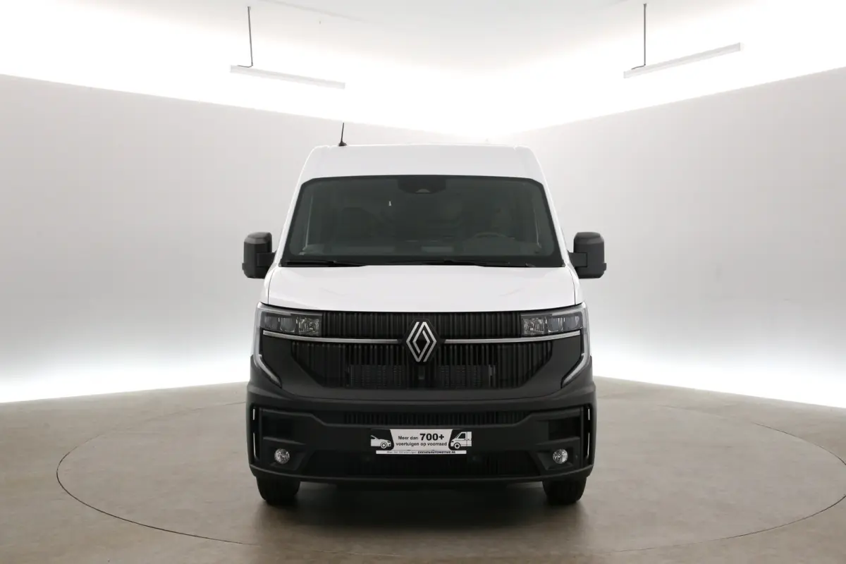3.5t Long Range 87 kWh L2H2 | NIEUW | Snelladen | SOH 99% | Clima | Camera | Virtual | 3 Zits | Carplay | LED