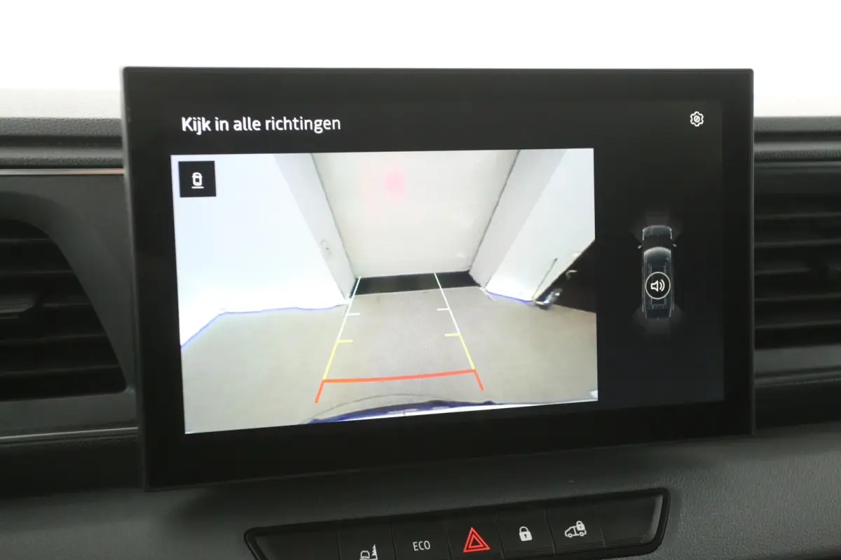 3.5t Long Range 87 kWh L2H2 | NIEUW | Snelladen | SOH 99% | Clima | Camera | Virtual | 3 Zits | Carplay | LED