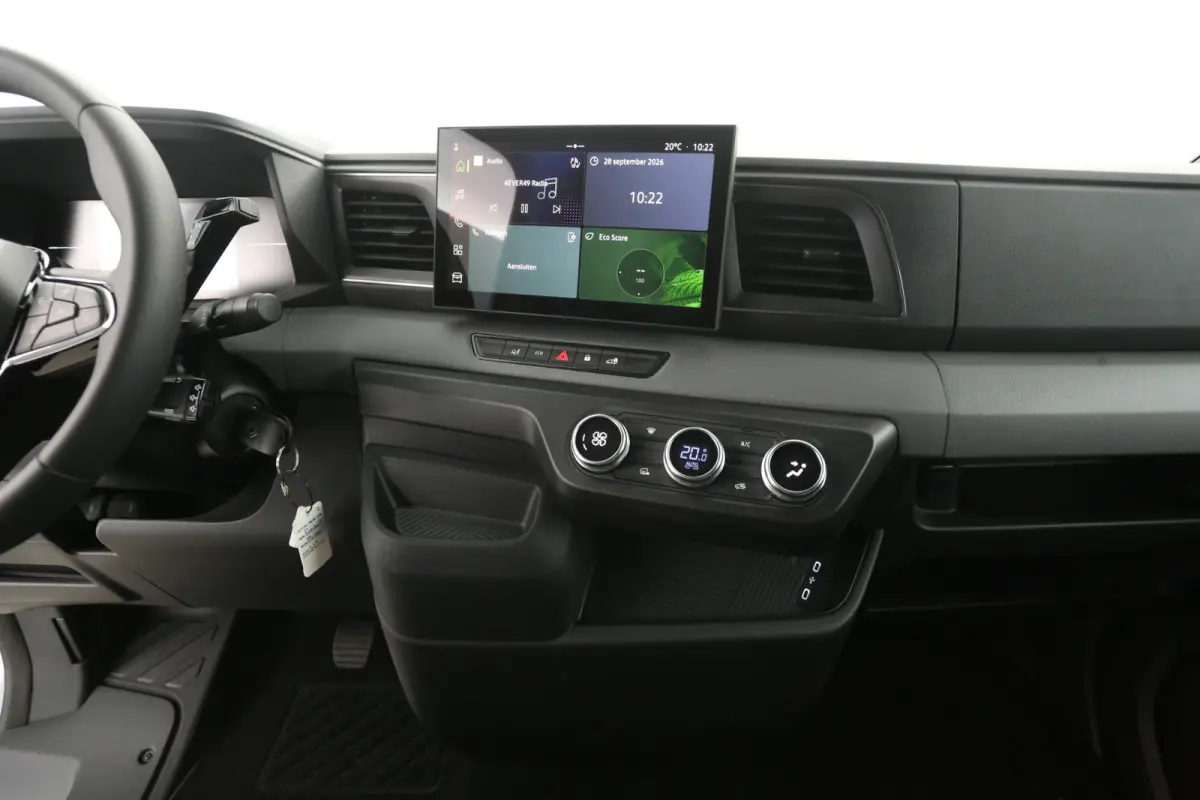 3.5t Long Range 87 kWh L2H2 | NIEUW | Snelladen | SOH 99% | Clima | Camera | Virtual | 3 Zits | Carplay | LED