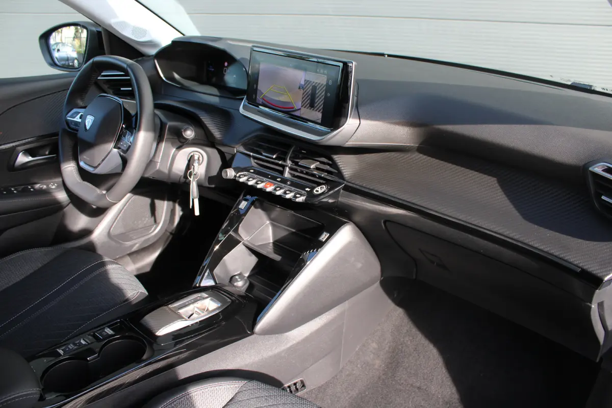 1.2 Hybrid 110 e-DCS6 Allure | Automaat | Navigatie | Camera voor + achter | Apple carplay | NL auto | 17.500km |