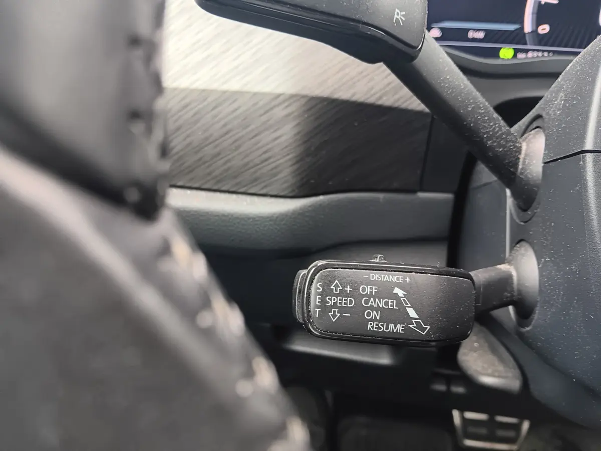 1.5 TSI Business Edition Plus 7p.TREKH,MEMORY,ELEKTR KLEP,VIRTUAL DASH,ADAPTIVE CRUISE.