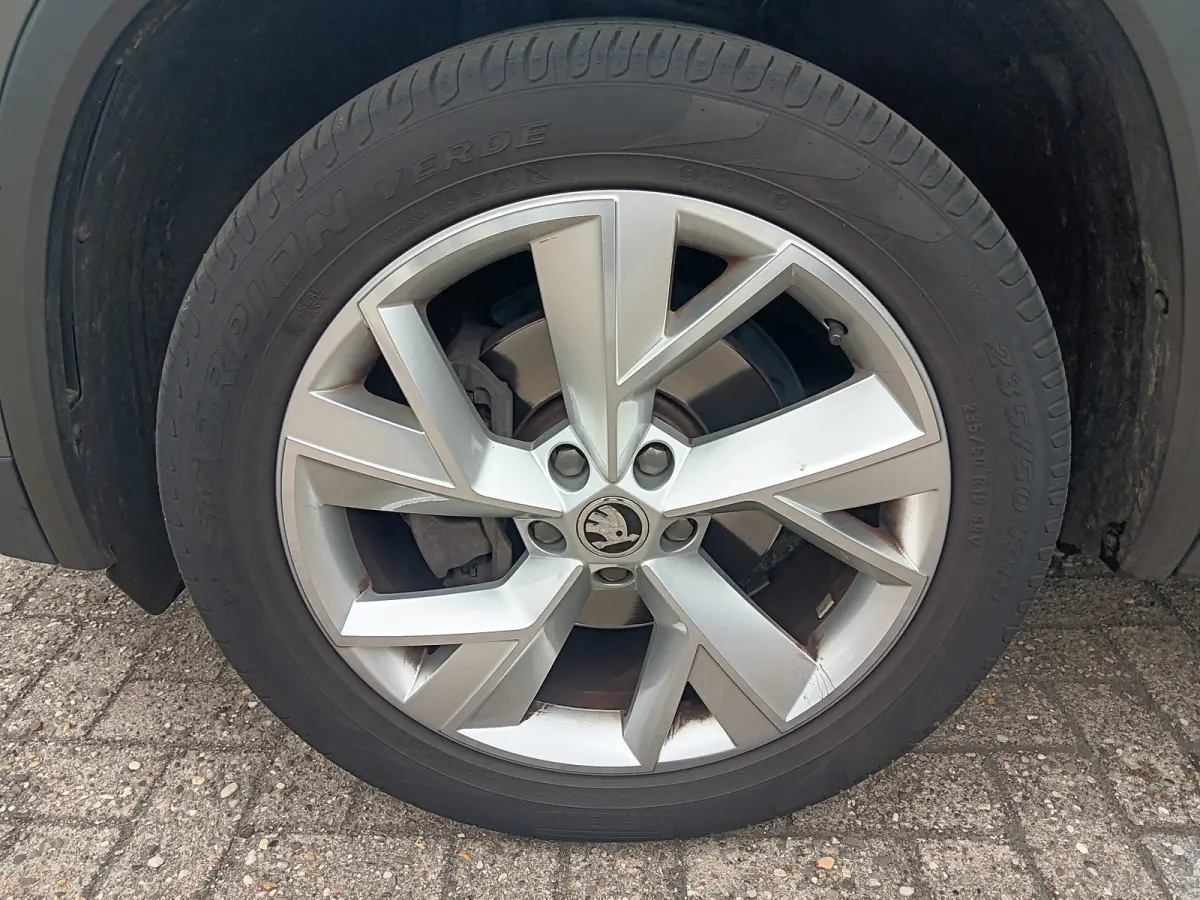 1.5 TSI Business Edition Plus 7p.TREKH,MEMORY,ELEKTR KLEP,VIRTUAL DASH,ADAPTIVE CRUISE.
