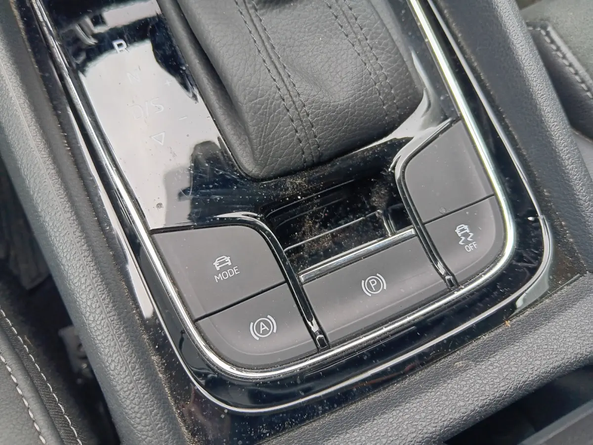 1.5 TSI Business Edition Plus 7p.TREKH,MEMORY,ELEKTR KLEP,VIRTUAL DASH,ADAPTIVE CRUISE.