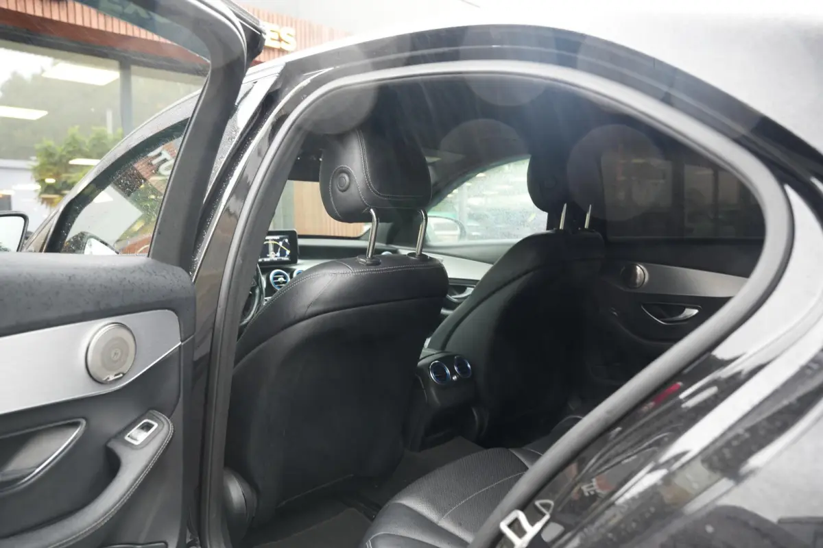 180 AMG Sport Edition AMG style Airco Cruise Navi Start/stop LED