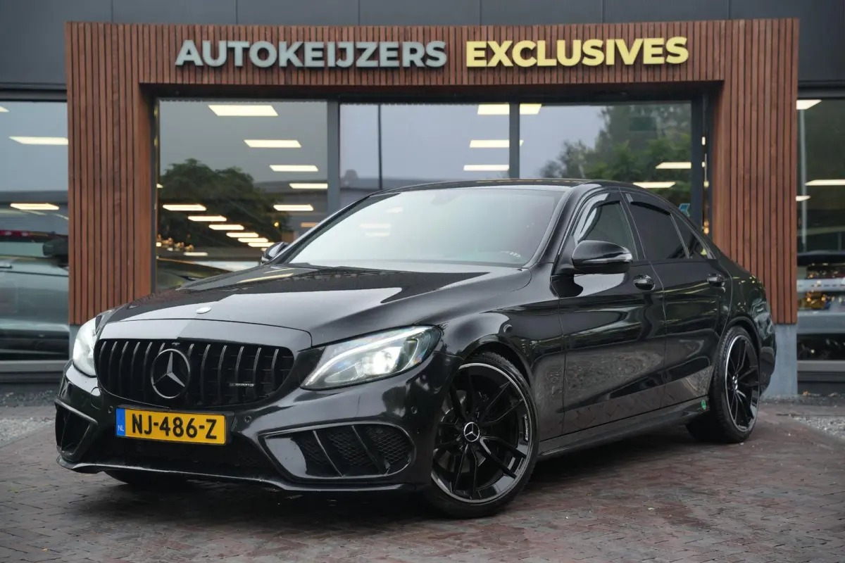 180 AMG Sport Edition AMG style Airco Cruise Navi Start/stop LED