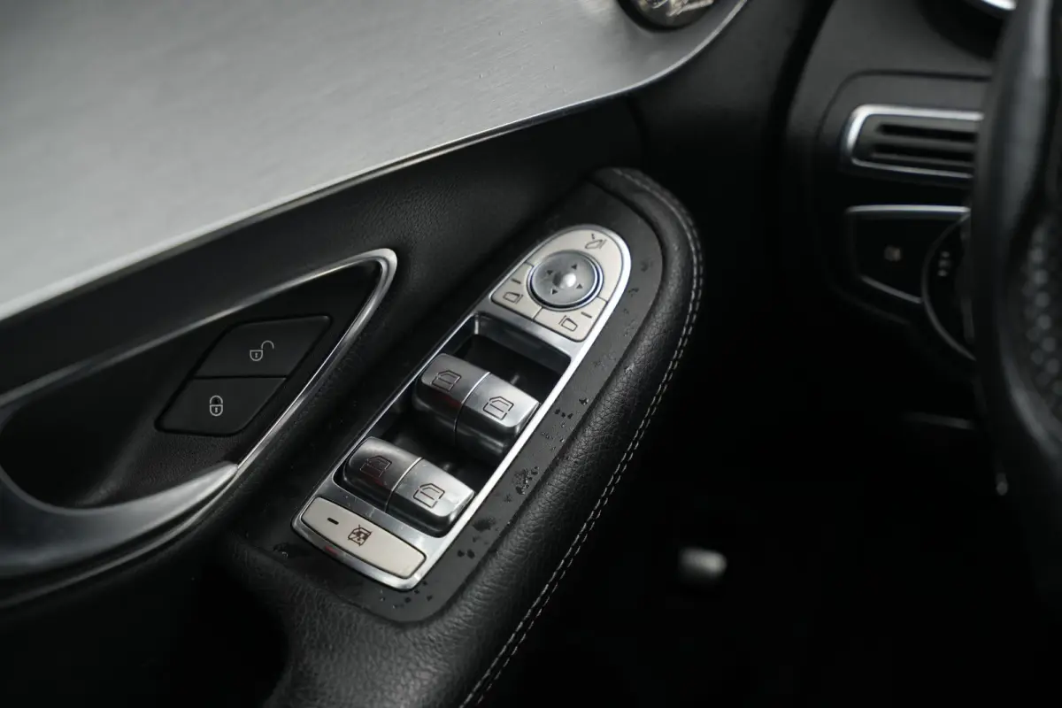 180 AMG Sport Edition AMG style Airco Cruise Navi Start/stop LED