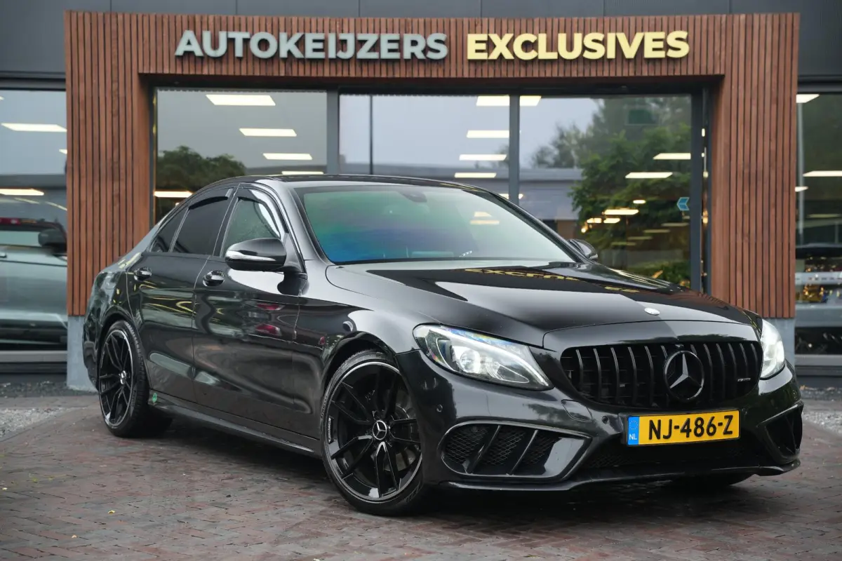 180 AMG Sport Edition AMG style Airco Cruise Navi Start/stop LED