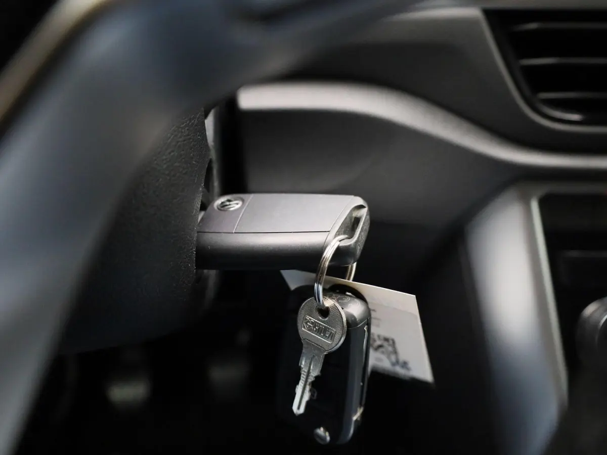 1.0 TSI Life | Trekhaak | Parkeer sensoren | Virtual cockpit | DAB | Cruise control | Bluetooth | Airco | Apple carplay / Android auto |