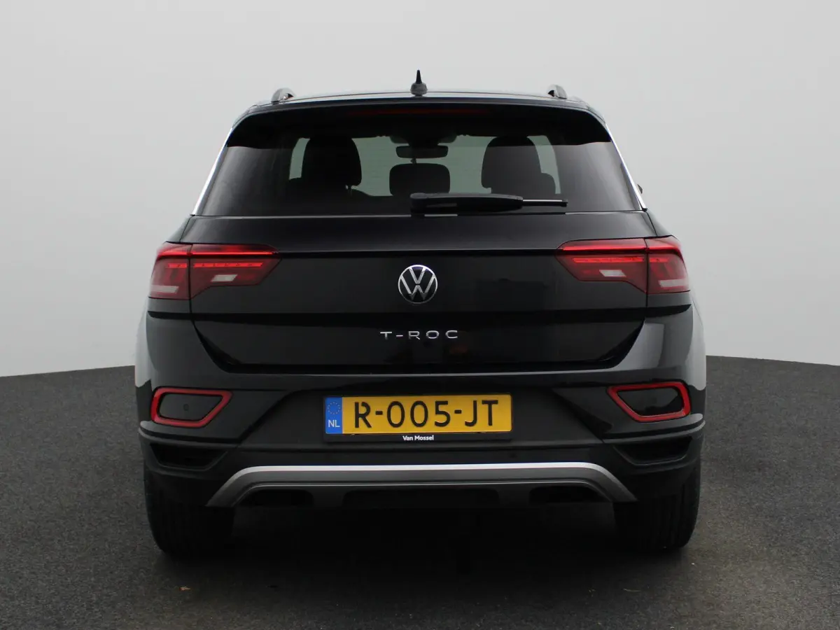 1.0 TSI Life | Trekhaak | Parkeer sensoren | Virtual cockpit | DAB | Cruise control | Bluetooth | Airco | Apple carplay / Android auto |