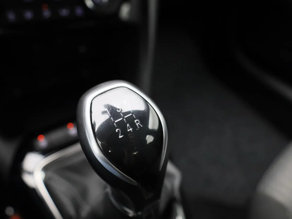 1.2 Level 2 | Bluetooth | Apple Carplay / Android Auto | Cruise Control | Airco | DAB | Lichtmetalen Velgen |