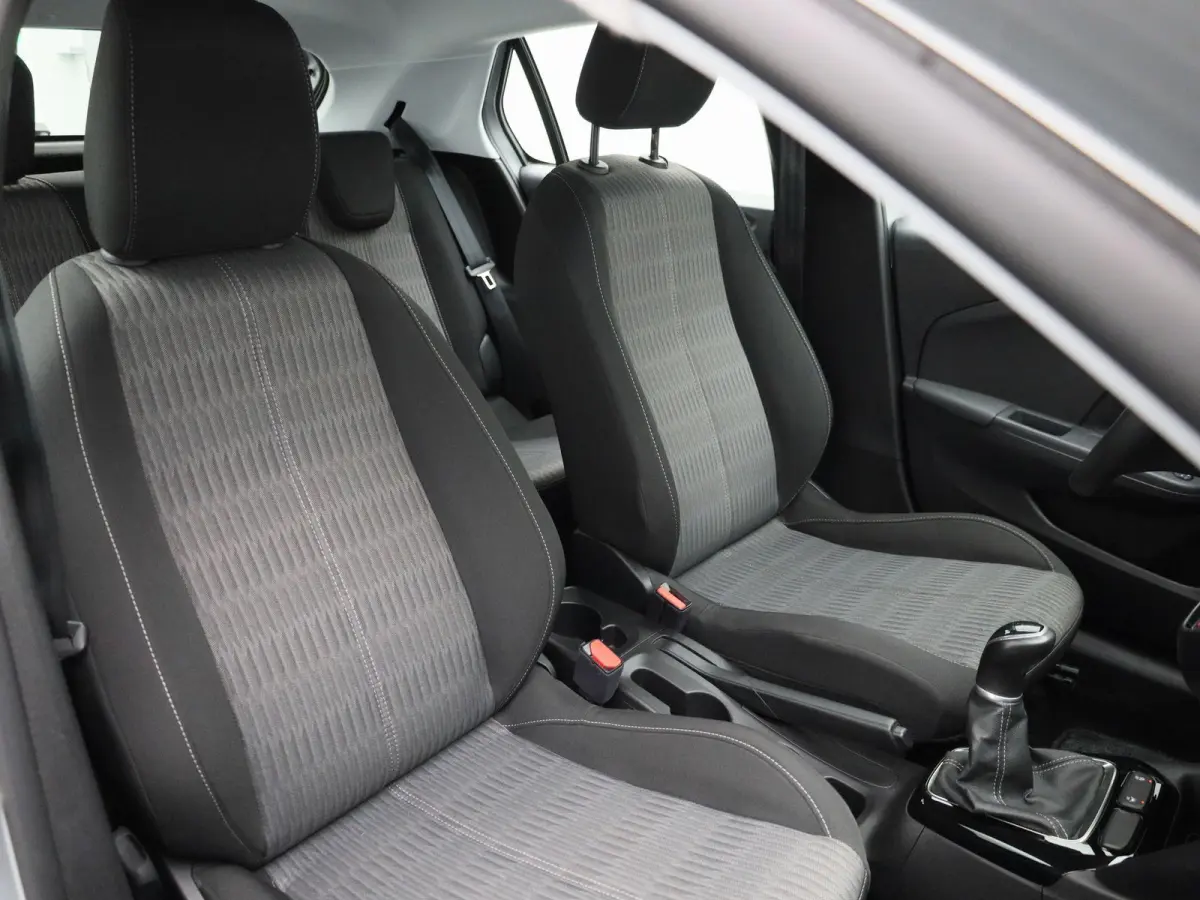 1.2 Level 2 | Bluetooth | Apple Carplay / Android Auto | Cruise Control | Airco | DAB | Lichtmetalen Velgen |
