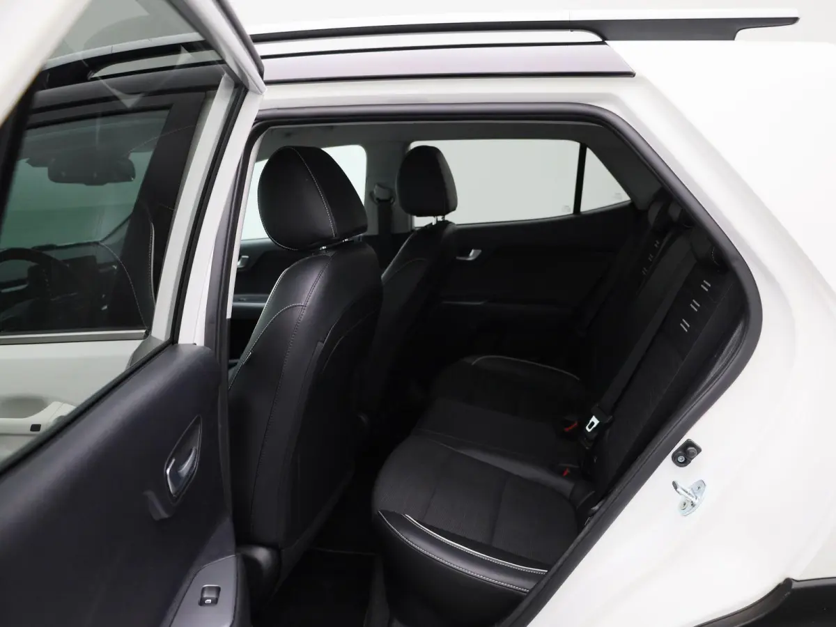 1.0 T-GDi MHEV GT-Line | Navigatie | Apple Carplay/ Android Auto | Half Leder | Trekhaak | Stoel/Stuur verwarming | Climate control | Parkeer sensoren | Camera | Cruise Control | LMV |