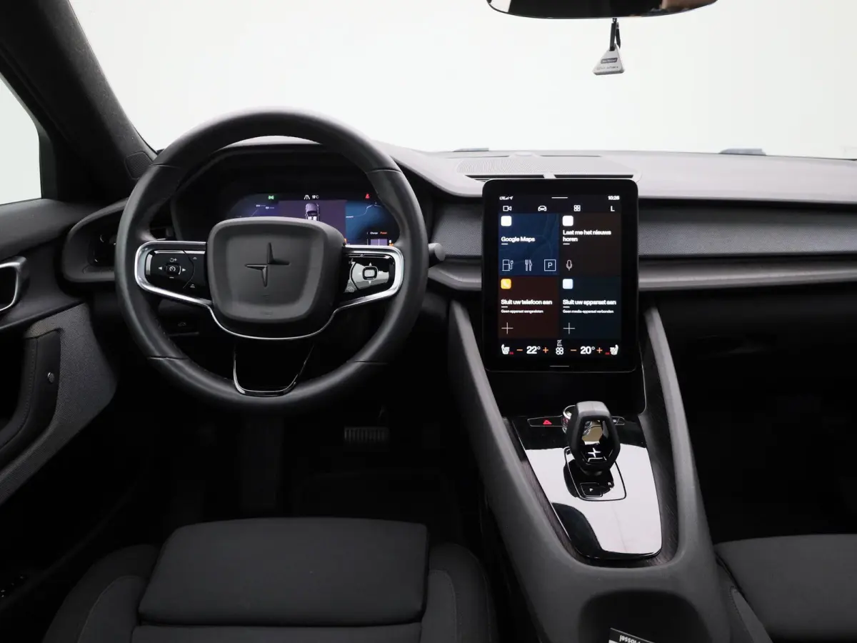 Long Range Single Motor | Automaat | Panorama dak | Virtual cockpit | Stoel/Stuur verwarming | Harman Kardon | Memory seat | Apple carplay/Android auto | Navigatie | Climate control | LMV | 