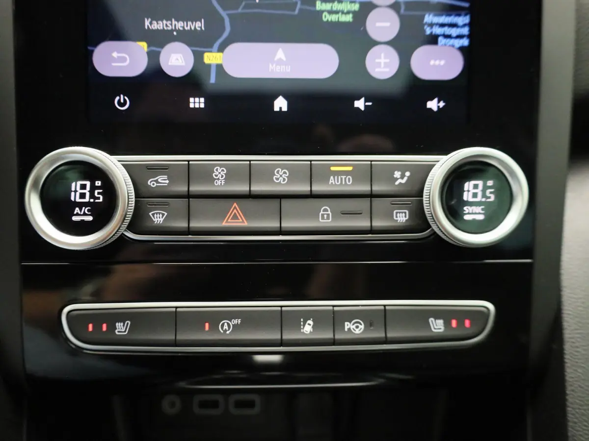 1.3 TCe Business Edition One | Trekhaak | Navigatie | Leder | Virtual cockpit | Apple Carplay / Android Auto | Camera | Climate Control | Climate control | Stoel / Stuur verwarming | Lichtme