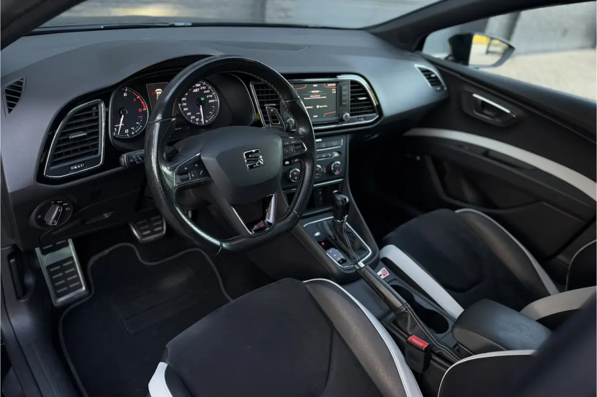 2.0 TSI Cupra 290 | SEAT Sound | Stoelverwarming | 19'' Inch | Adaptieve Cruise